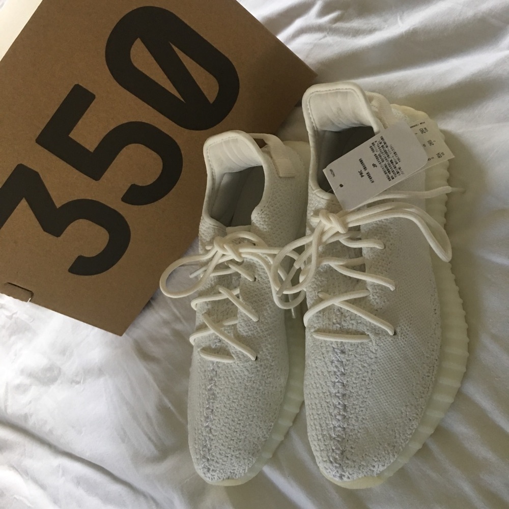 Yeezy Boost 350 V2